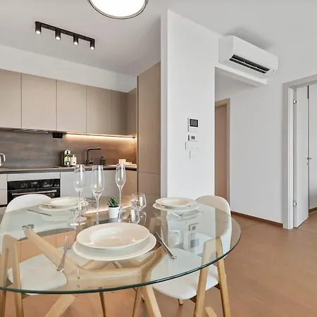 Апартаменты Eurovea Tower 1 Danube View Братислава