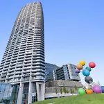 アパート Eurovea Tower 1 Danube View
