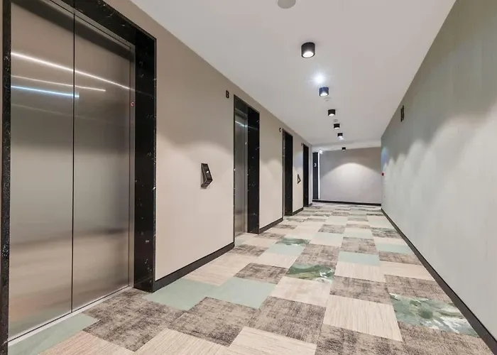 Eurovea Tower 1 Danube View Апартаменты